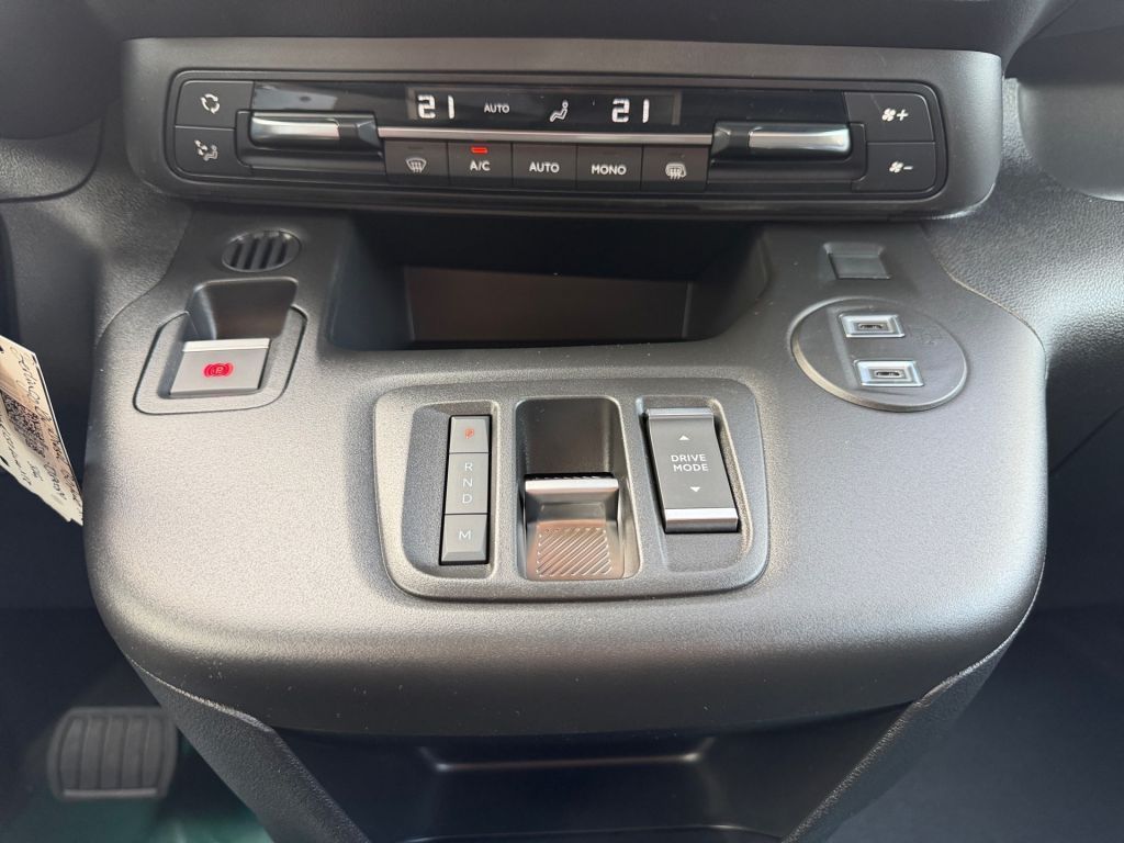 Fahrzeugabbildung Citroën Berlingo 1.5 Diesel 130 M EAT8 XTR