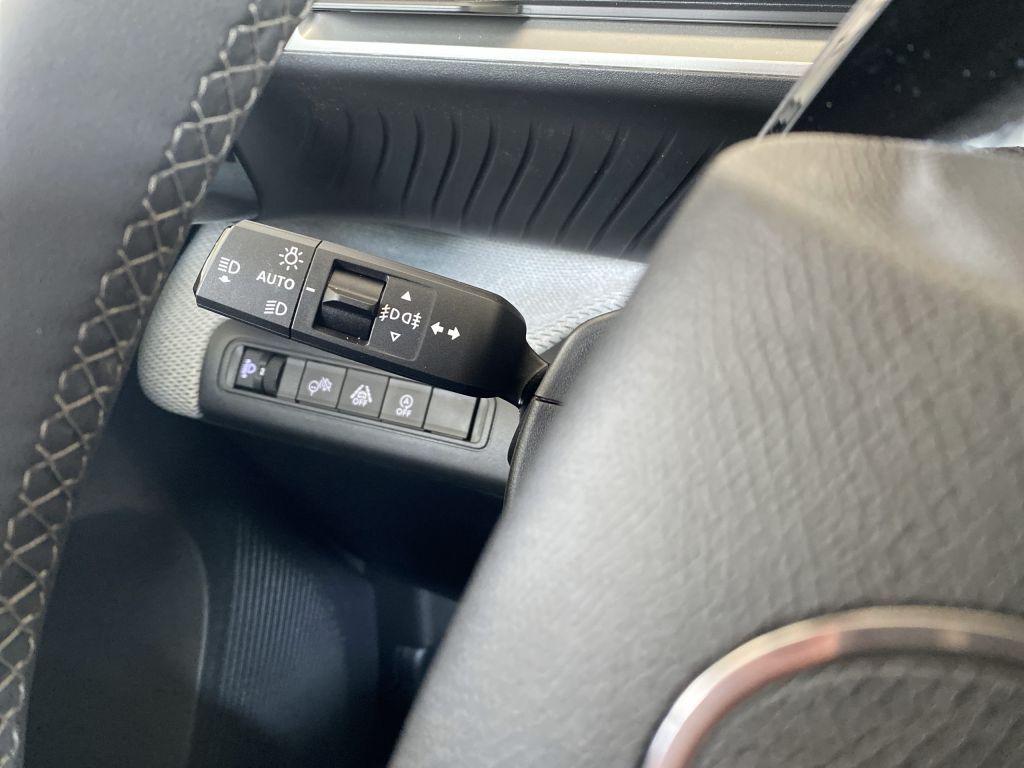Fahrzeugabbildung Citroën C3 Turbo 100 MAX *Winter-Pak*CAM*Allwetter*Navi*