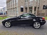 Mercedes-Benz SLK 200 Kompressor      30.000 km /MB Scheckheft - Mercedes-Benz SLK 200 aus 2010: Kompressor