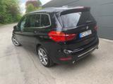 BMW 220 Gran Tourer 220d xDrive Steptronic Luxur... - BMW 220 Gran Tourer aus 2016