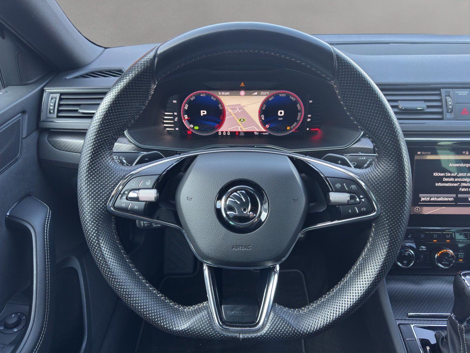 Fahrzeugabbildung SKODA Superb Combi 2.0 TSI Sportline 4x4/AHK/360°CAM/