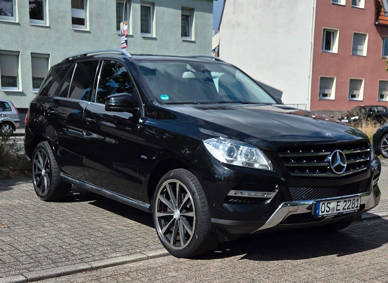 Mercedes-Benz ML 250 BlueTEC 4MATIC AMG Line