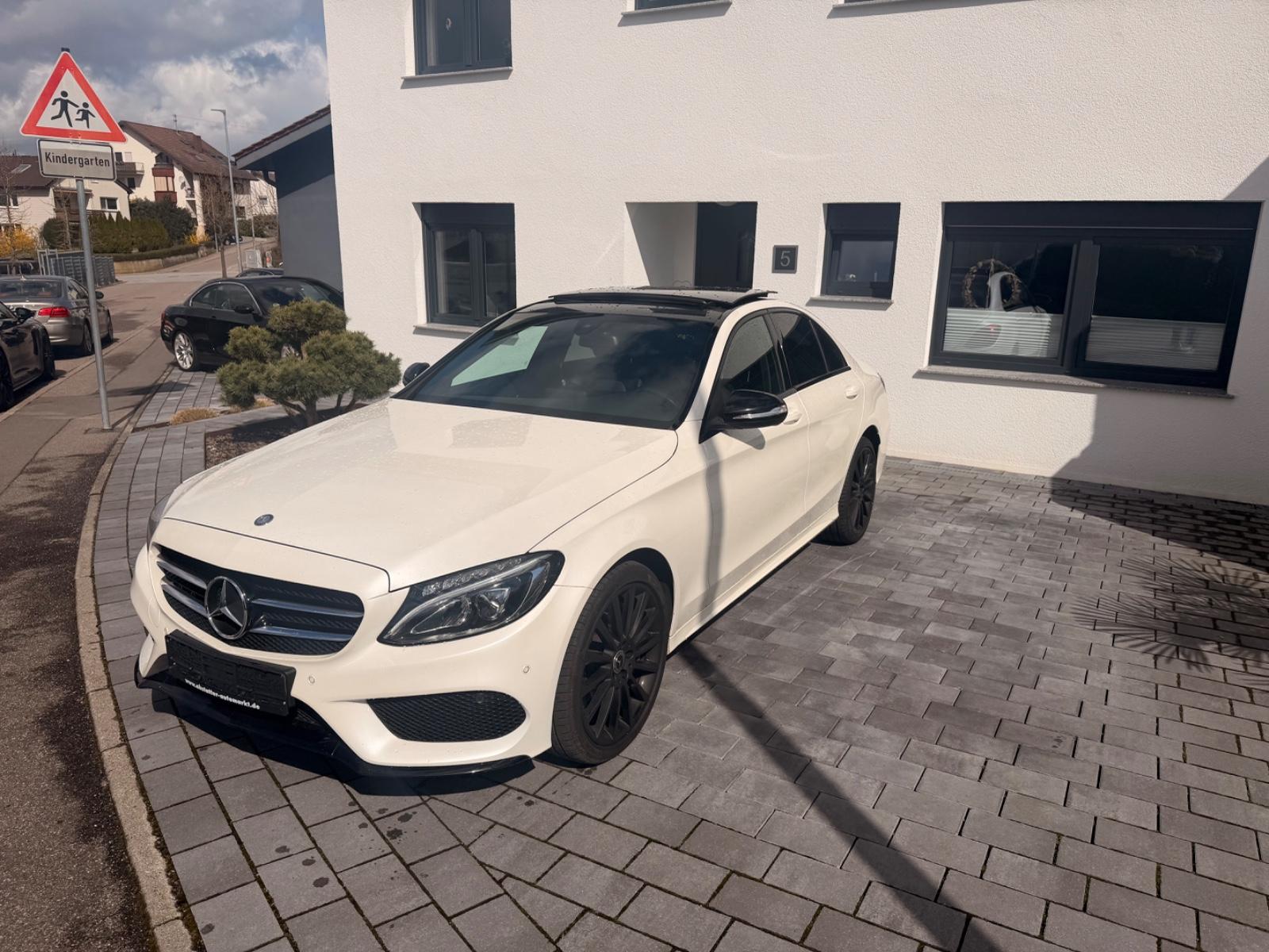 Mercedes-Benz C 250 CGI Lim AMG Line/Pano/Navi