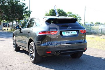Jaguar F-Pace - 7