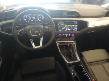Audi Q3 - 11
