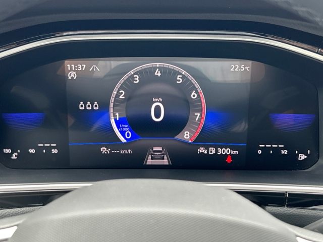Fahrzeugabbildung Volkswagen T-Roc 1.0 TSI R-LINE LED-PLUS APP-CONNECT SHZ KL