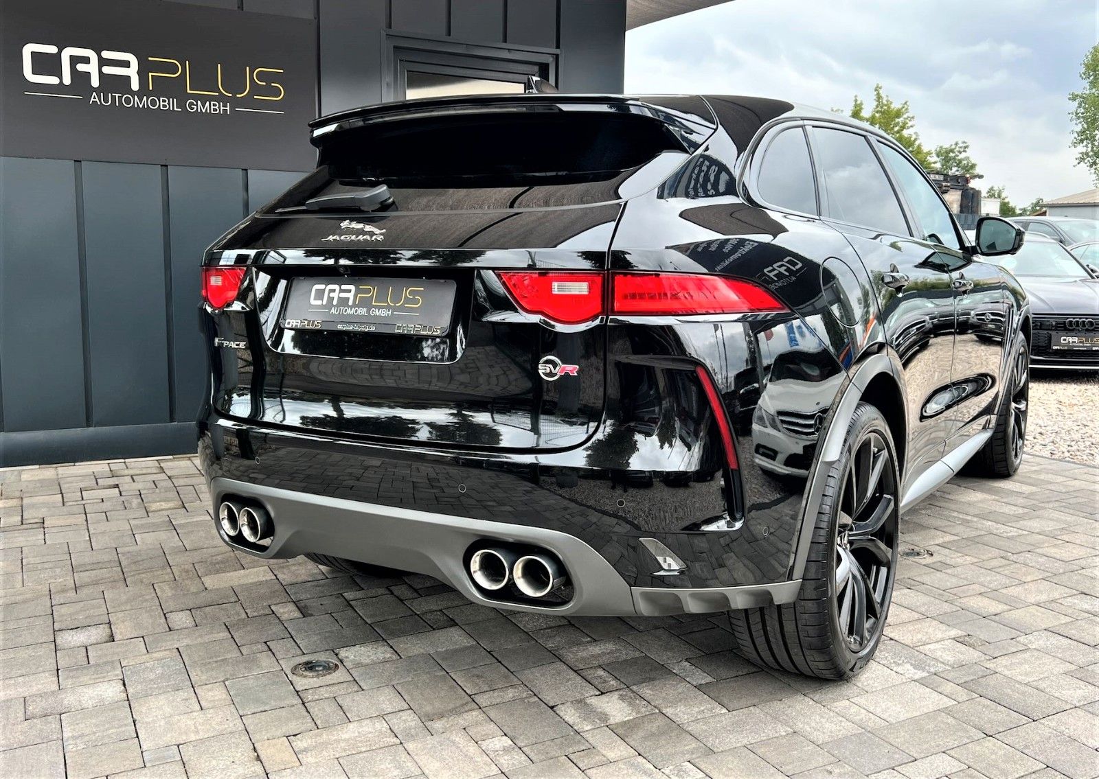 Fahrzeugabbildung Jaguar F-PACE 5.0 V8 SVR AWD *22 Zoll*Head Up*DAB*LED*