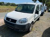 Fiat Doblo -- Benzin - Fiat Doblo aus 2009