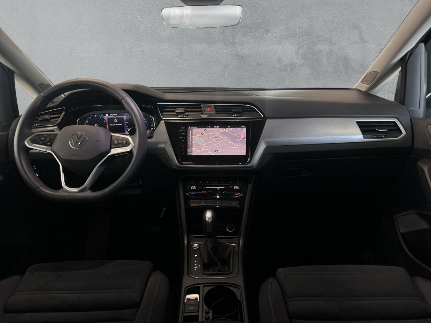 Volkswagen Touran Comfortline DSG NaviPRO PANO Kam 7-Sitzer