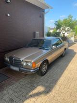 Mercedes-Benz Mercedes w123 230 - Mercedes-Benz 230 Gebrauchtwagen in Hamburg