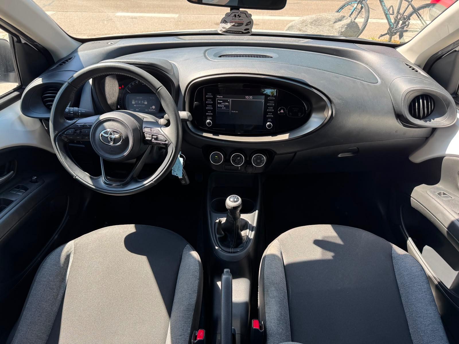 Toyota Aygo X Play Klima Kamera Multi Allwetterreifen