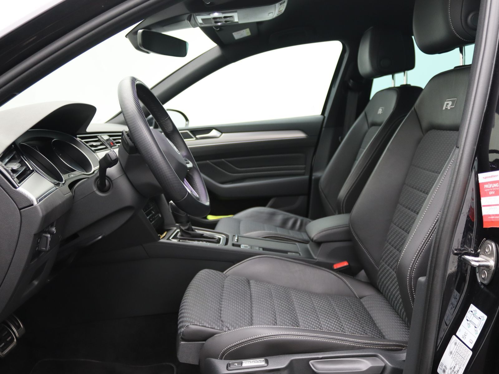 Volkswagen Passat Variant - Bild 12