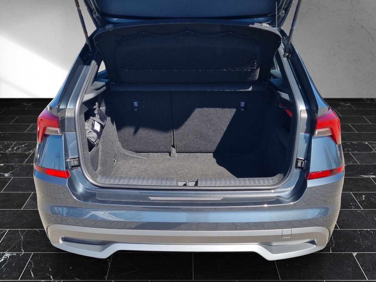 Fahrzeugabbildung SKODA Kamiq Style 1,5 TSI DSG Navi GRA PDC