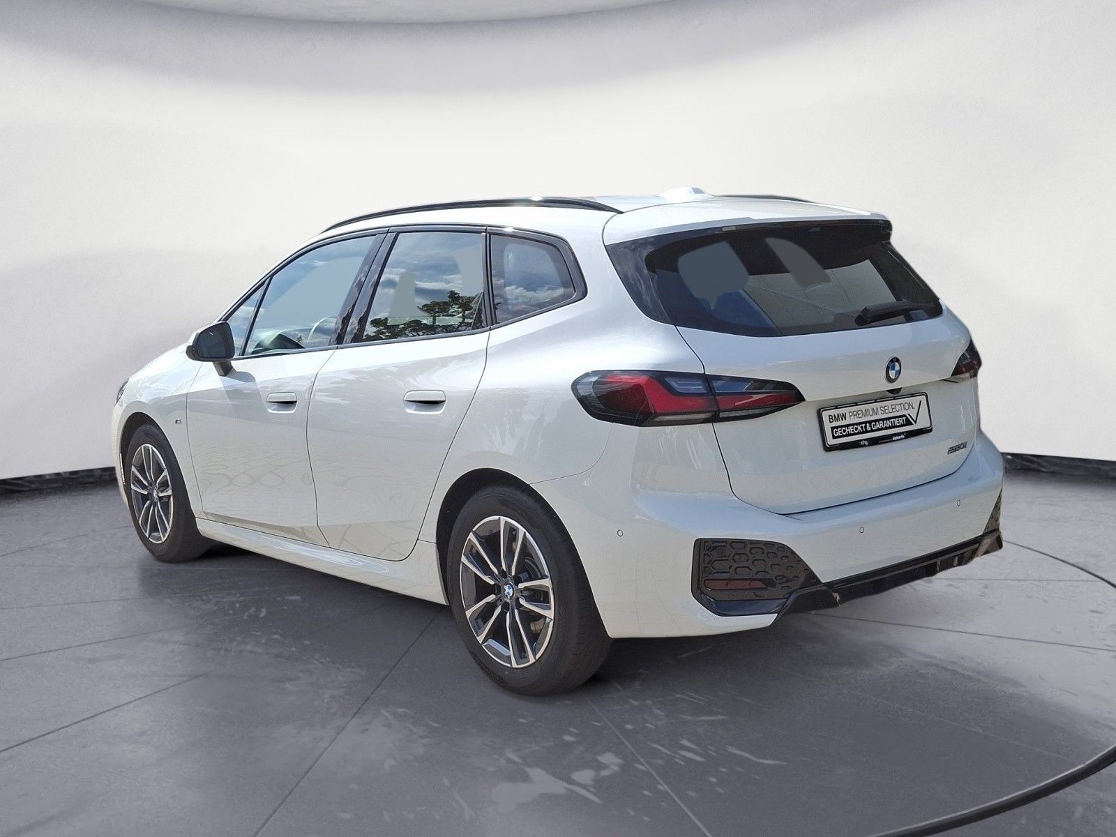 BMW 220i Active Tourer M Sport AHK Rückfahrkamera Na foto 4