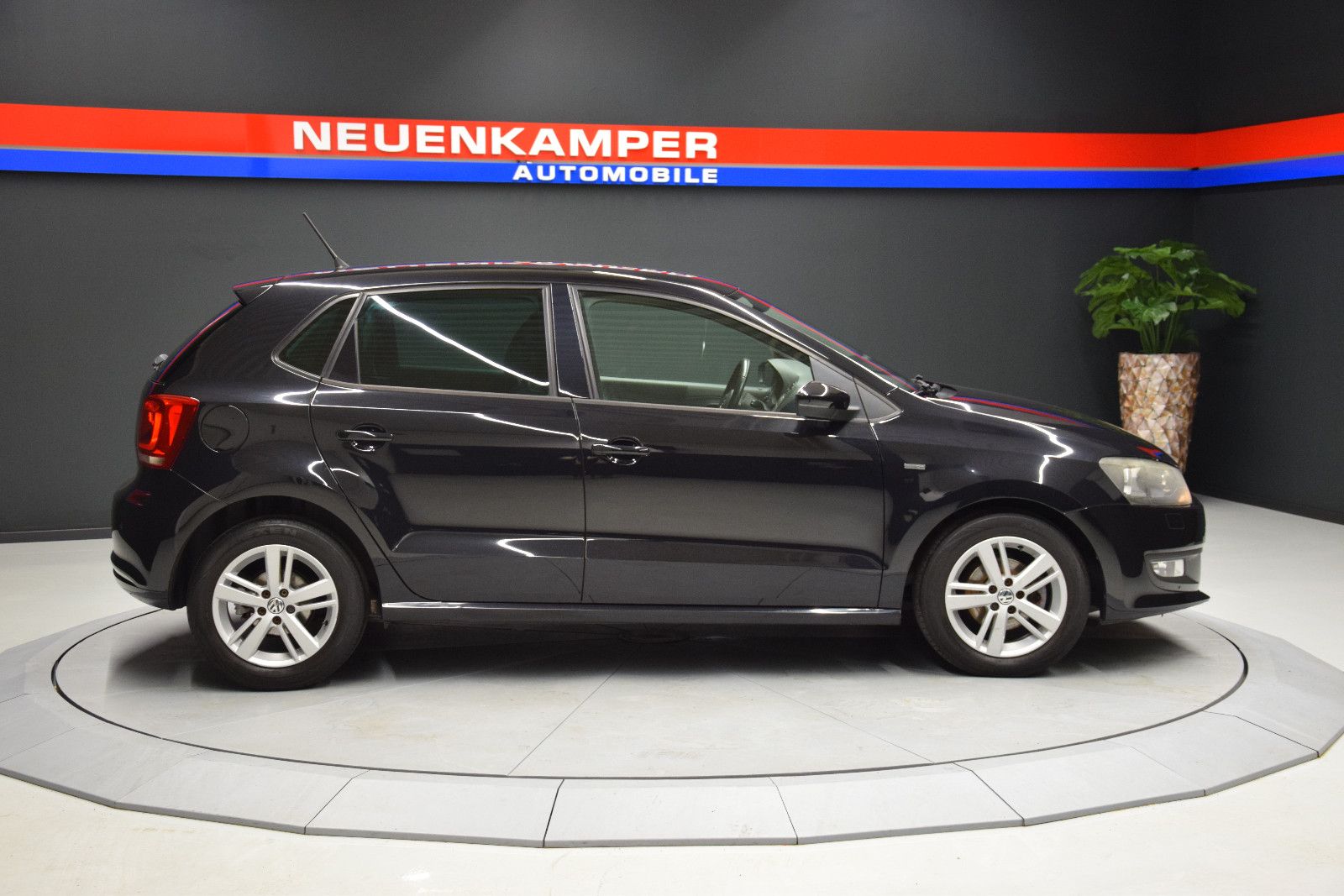 Fahrzeugabbildung Volkswagen Polo V Match Sitzheizung Climatronic PDC