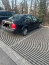 Volkswagen Bora 2.0 Basis Basis - Volkswagen Bora in Duisburg