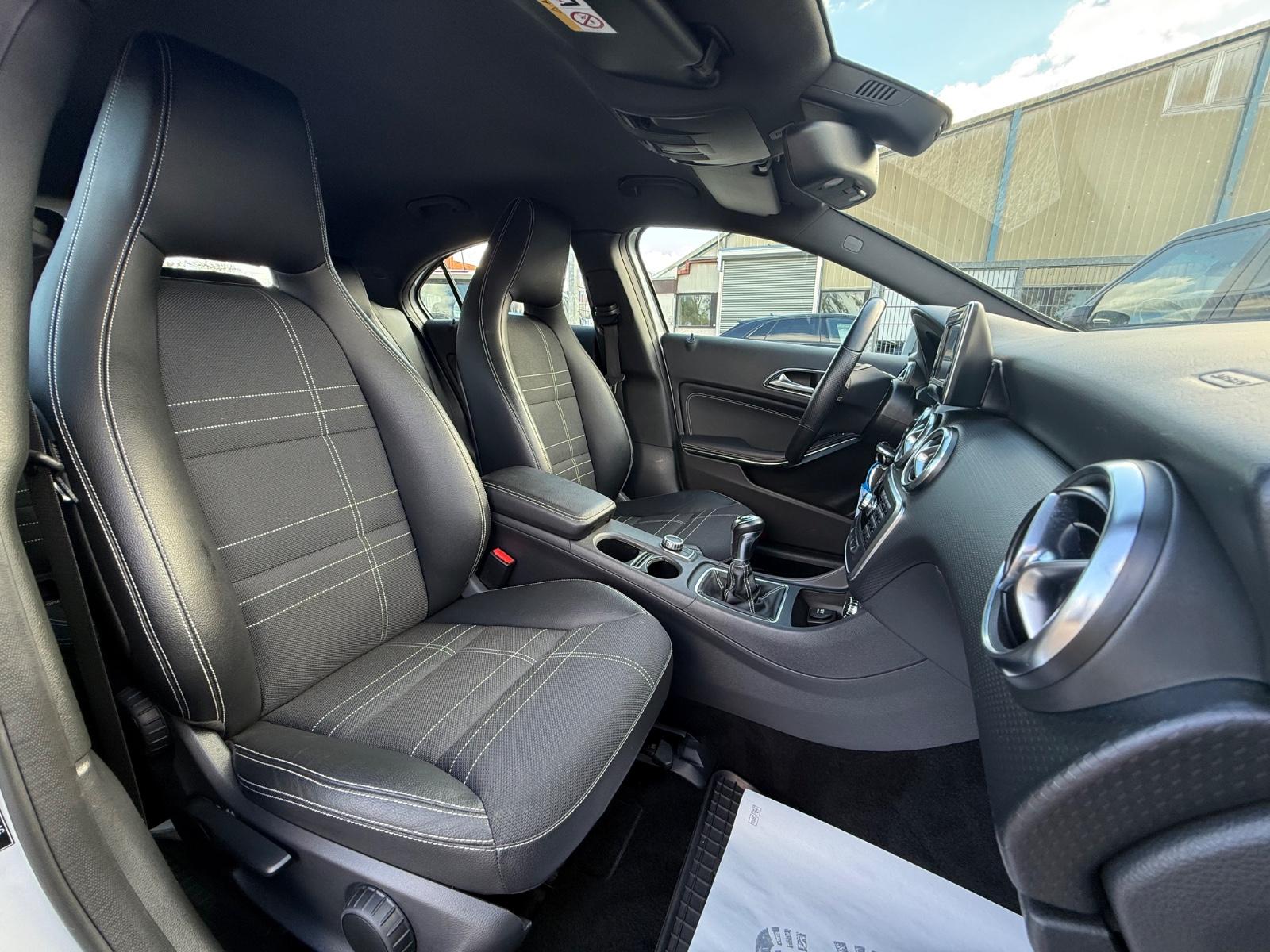 Mercedes-Benz A 180 BlueEfficiency /URBAN/PDC/NAVI/SHZ/USW