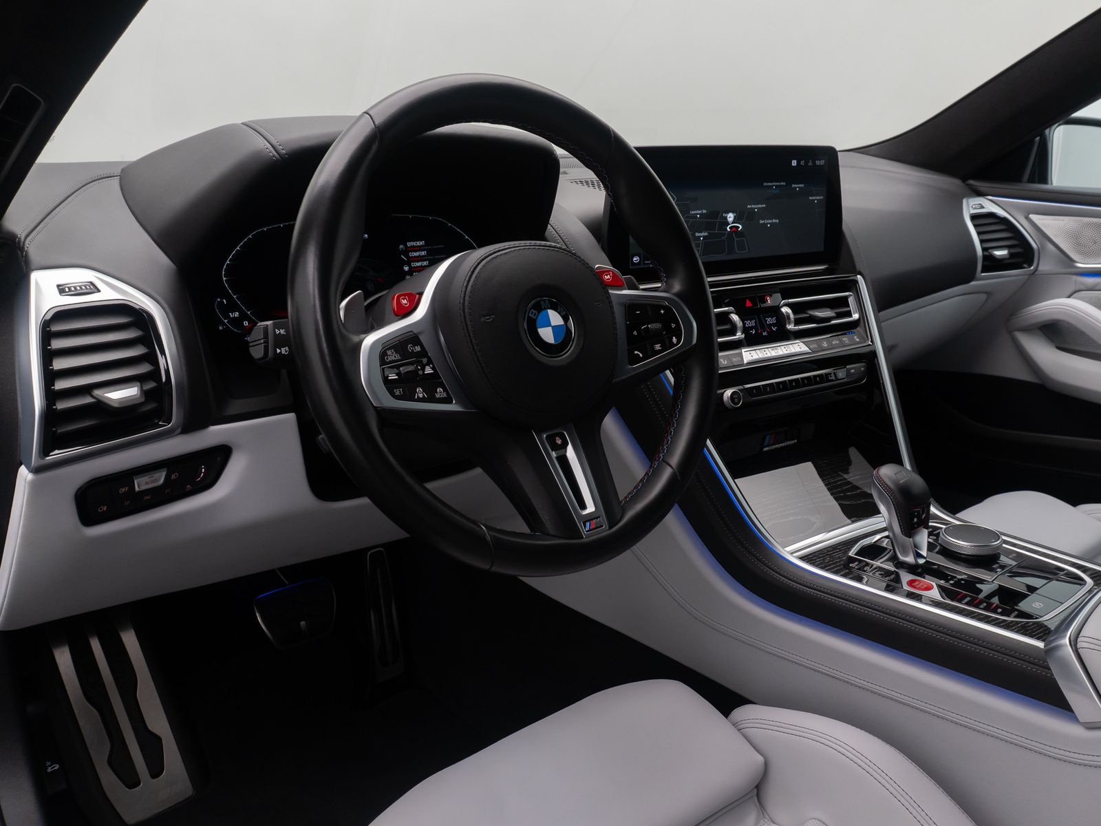 Fahrzeugabbildung BMW M8 Competition Gran Coupé Laser 360°B&W HUD Voll