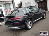 BMW X4 xDrive 30 i Autom AHK Laser Panorama ACC Lede - schwarze BMW X4