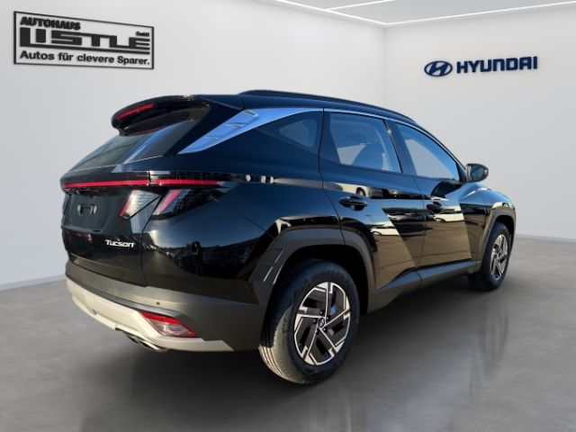 Fahrzeugabbildung Hyundai Tucson Select Design Paket Farbe wählbar Deutsch