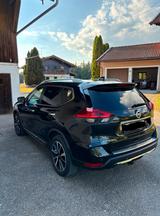 Nissan X-Trail 1.7 dCi TEKNA 4x4i AUTO TEKNA - Nissan X-Trail: Limousine