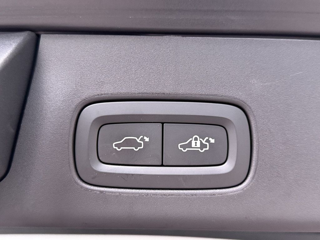 Volvo V90 T8 AWD Recharge Plug-In Hybrid Ultimate Dark foto 24