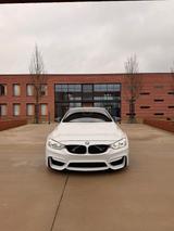 BMW M4 F82 Coupé  - BMW M4: F82