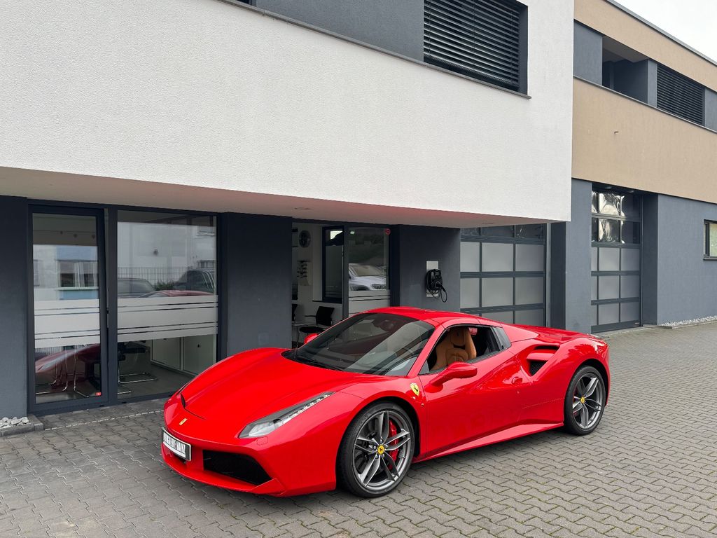 Image of Ferrari 488 Spider