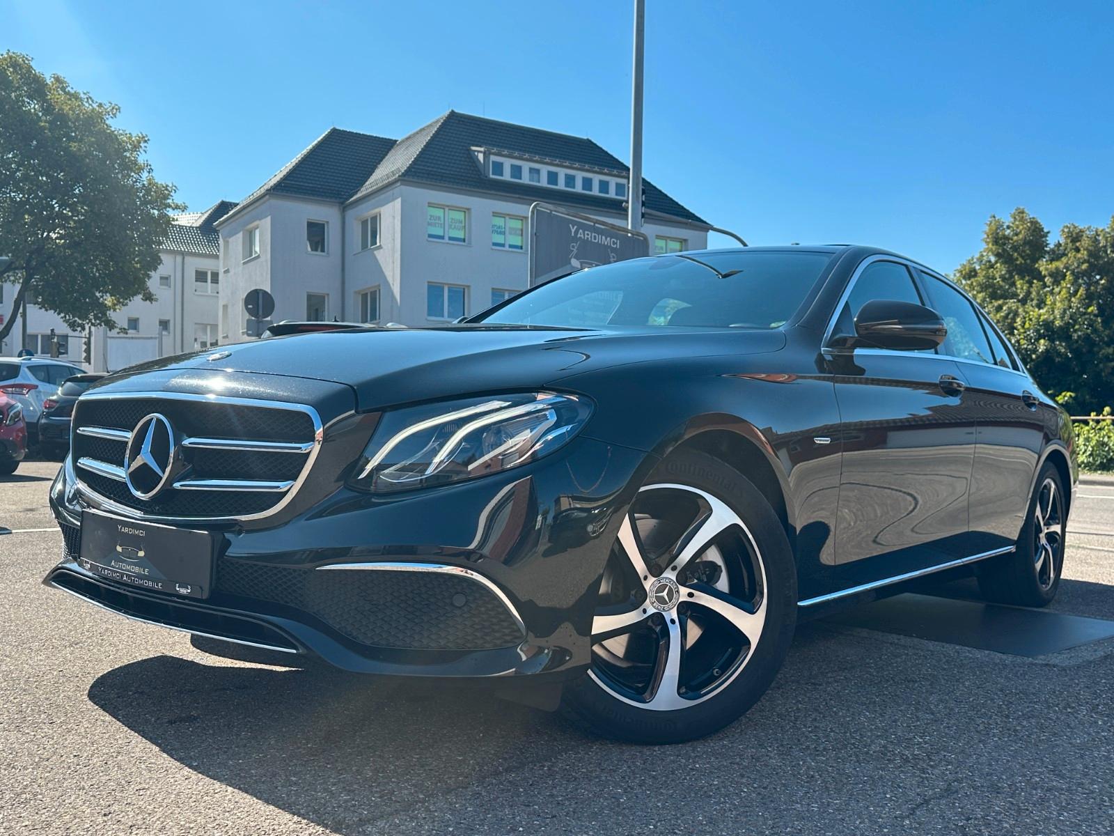 Mercedes-Benz E 200 9G-TRONIC*SPORT&STYLE*S-DACH*COMAND*RFK
