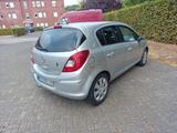 Opel Corsa 1.4 Color Edition 74kW Color Edition - Opel Corsa aus 2011: Color Edition