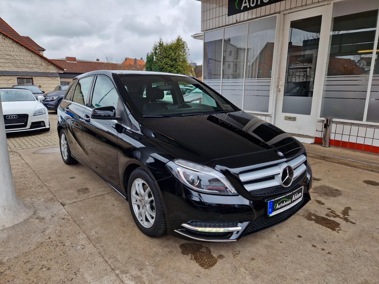 Mercedes-Benz B 180 B -Klasse B 180 CDI / d Pano Kamera Navi