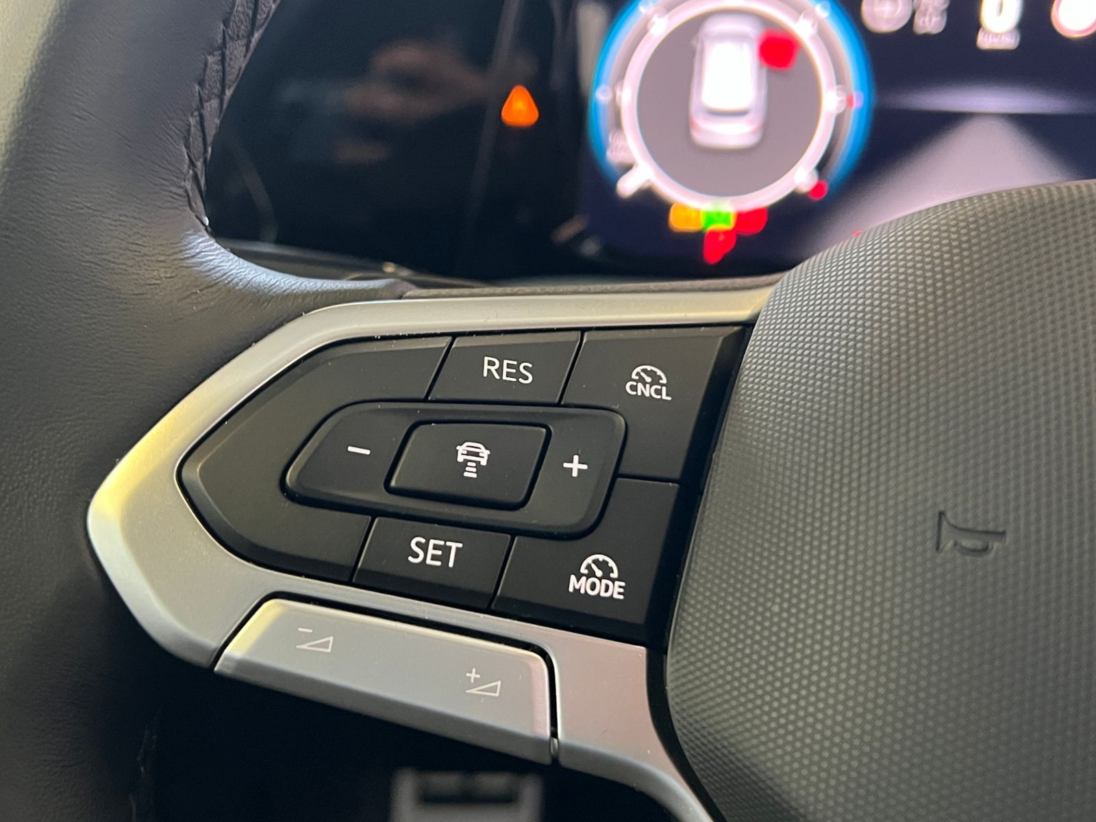 Fahrzeugabbildung Volkswagen Golf VIII Variant GOAL 2.0 TDI DSG *AHK, LED, 17