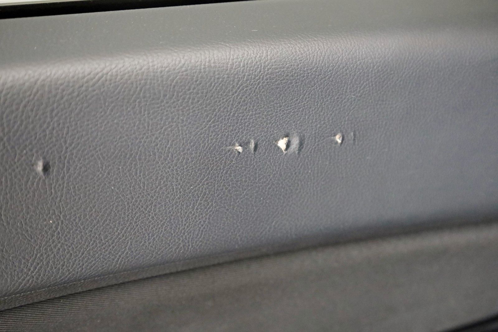 Fahrzeugabbildung Ford S-MAX Titanium 7 Si,Navi,LED,SH,PDC,Kamera,AHK