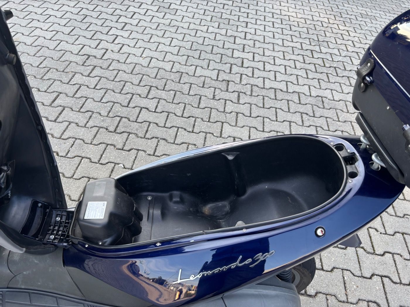 Fahrzeugabbildung Aprilia Leonardo 300