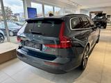 Volvo V60 B4 Kombi Automatik - gebrauchte Volvo V60 aus dem Jahr 2024