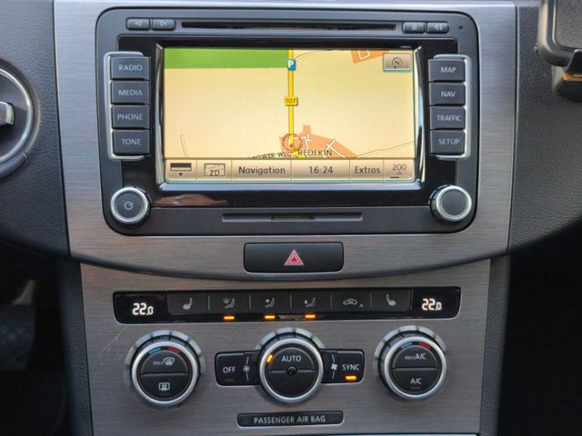 Volkswagen Passat Variant Comfortl*DSG*Bi-Xen*Navi*PDC*
