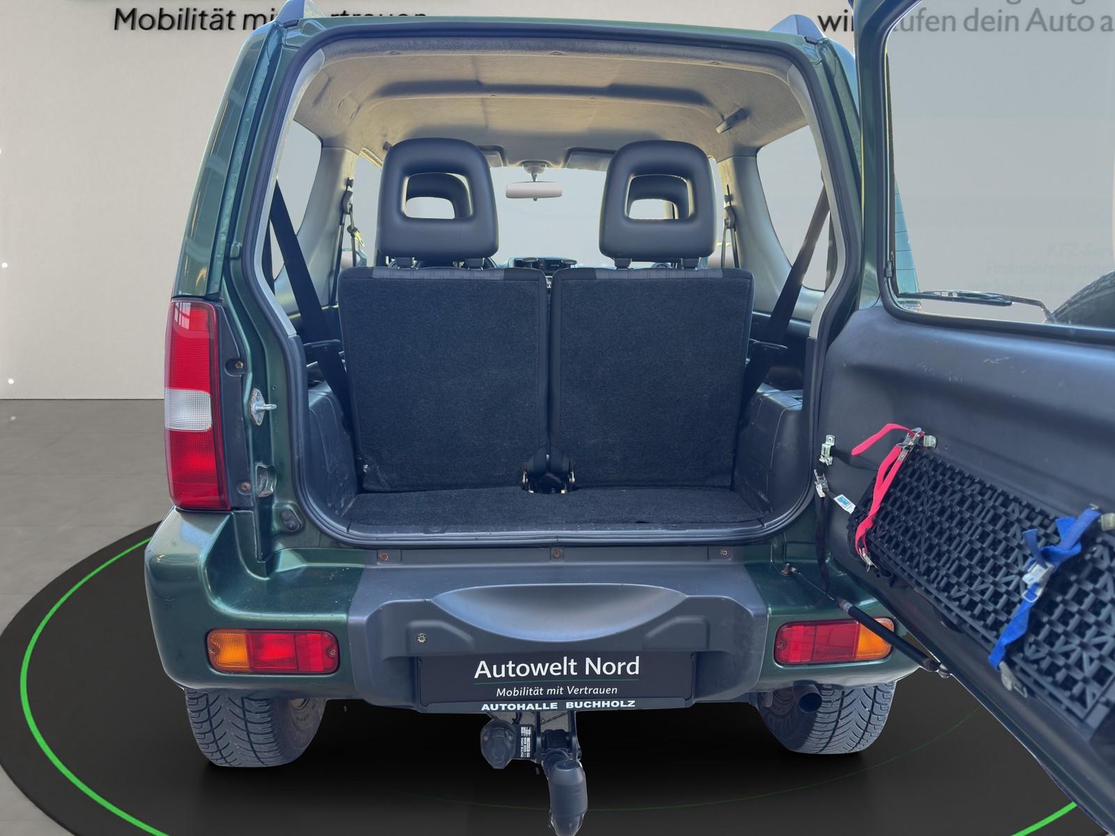 Suzuki Jimny 1.3 86 ch BVM 4x4 / Climatisation / Attelage / Pare-buffle / Soubassement traité anticorrosion