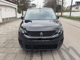 Peugeot Partner L1 Premium 3-Sitzer Dachladeklappe Navi - schwarze Peugeot Partner
