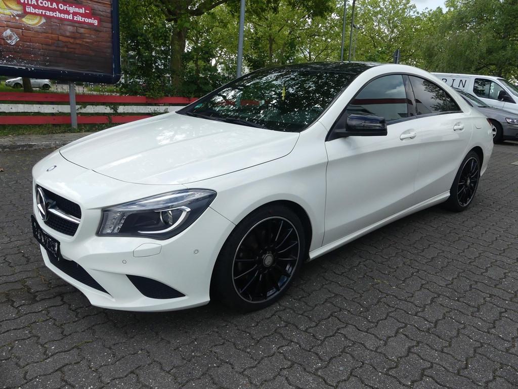 Mercedes-Benz CLA 200 URBAN Nightpaket, PANO SD, PARKASSISTENT