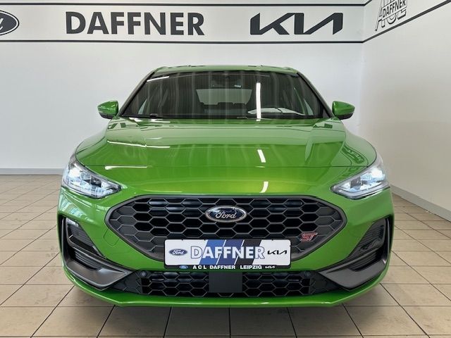 Fahrzeugabbildung Ford Focus ST X 2.3 EcoBoost EU6e