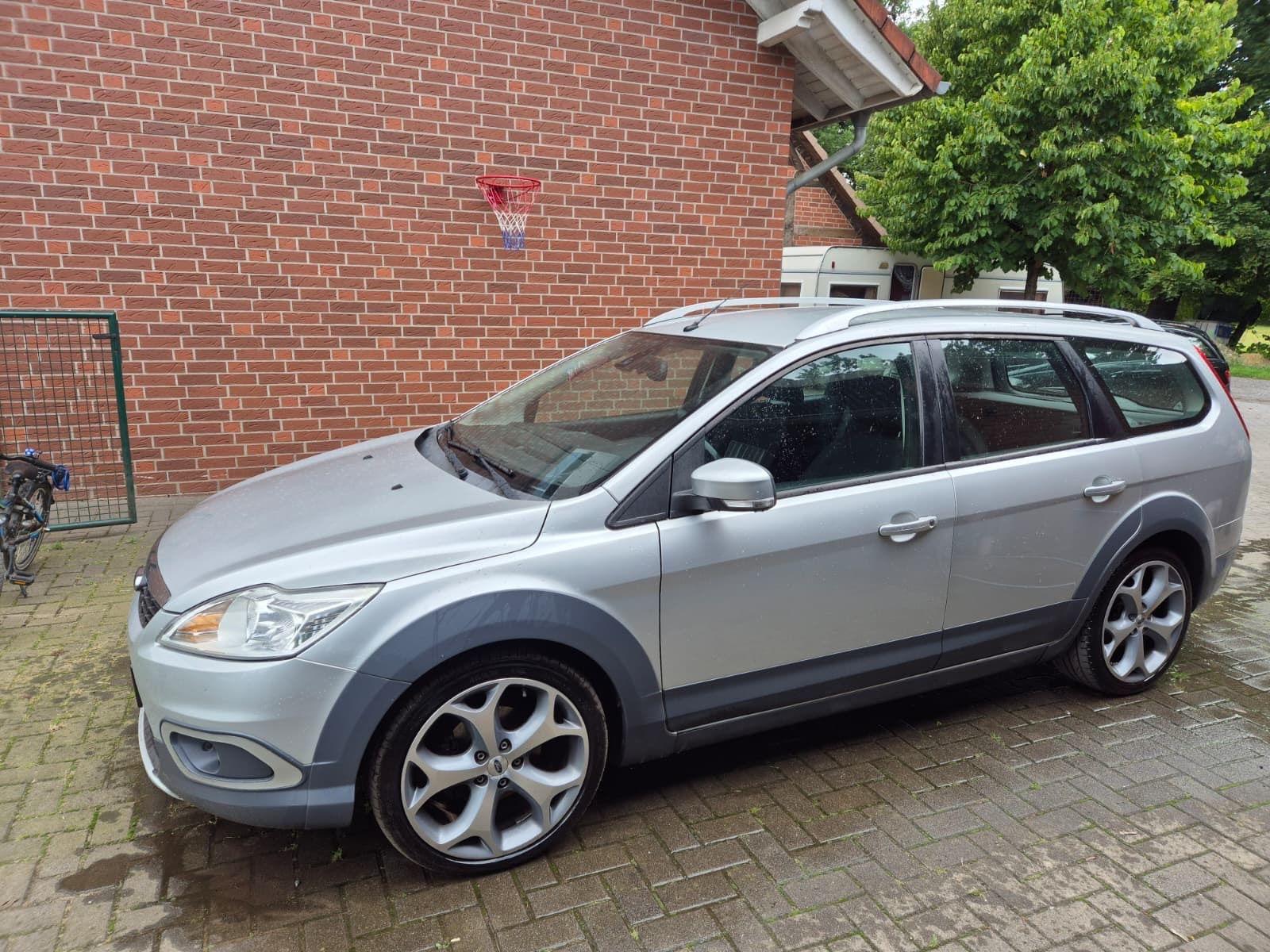 Ford Focus 2009 — photo 13