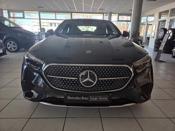 Mercedes E 220 - 2