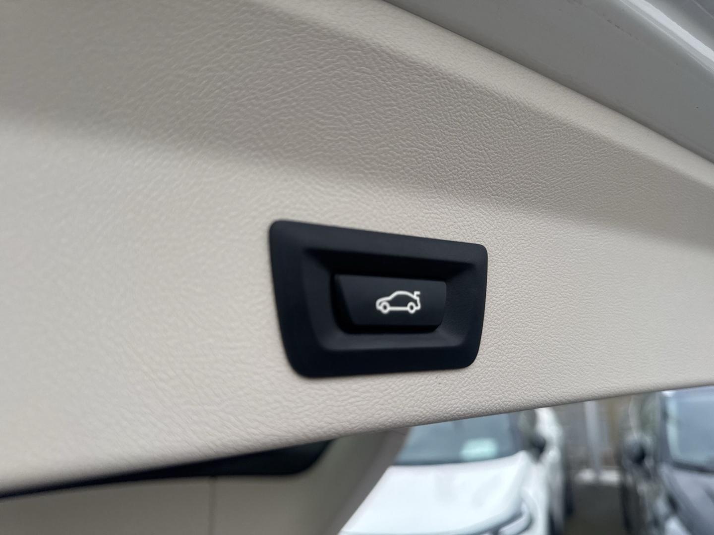 BMW X3 xDrive 20 d Advantage WR AHK 360 Kamera Live 