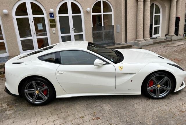 Ferrari F12 Berlinetta 20 Zoll -Scuderia-Service NEU!