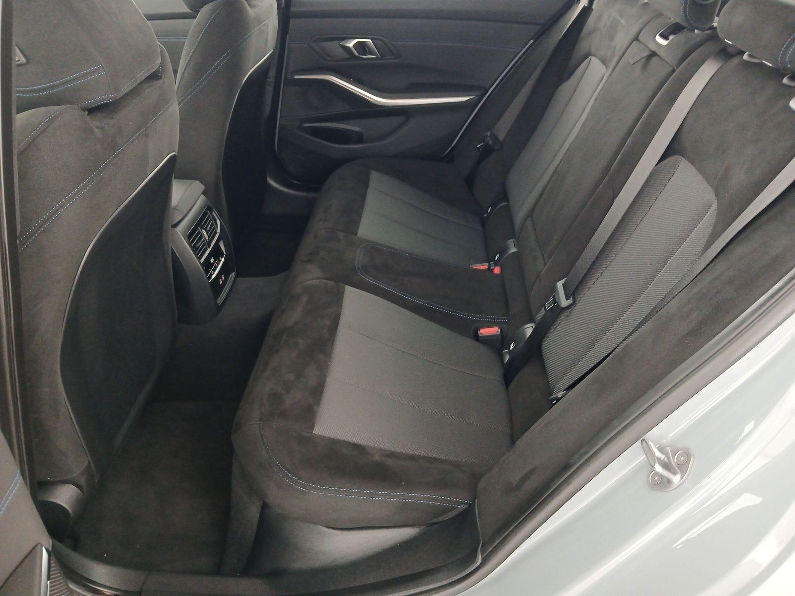 BMW 320 - Bild 13