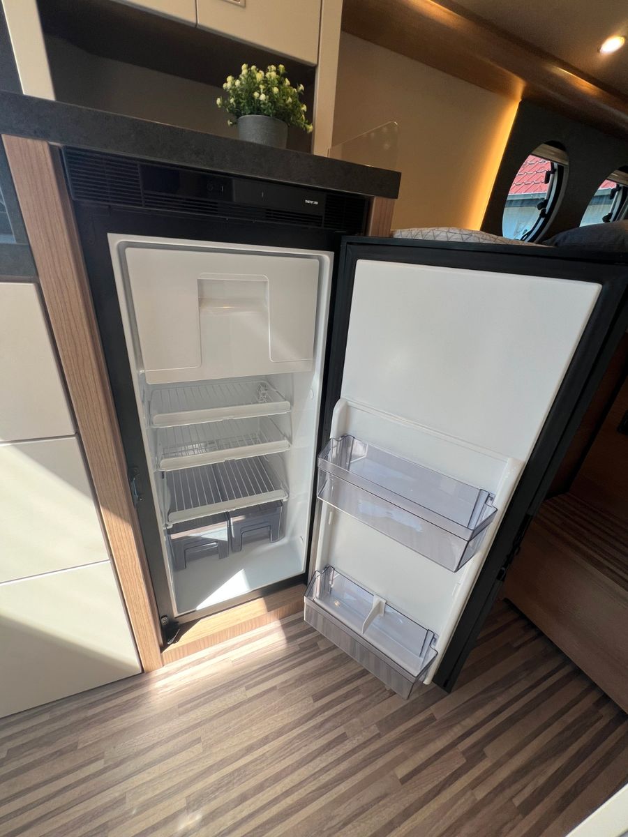 Fahrzeugabbildung Malibu Van diversity GT skyview 640 LE K