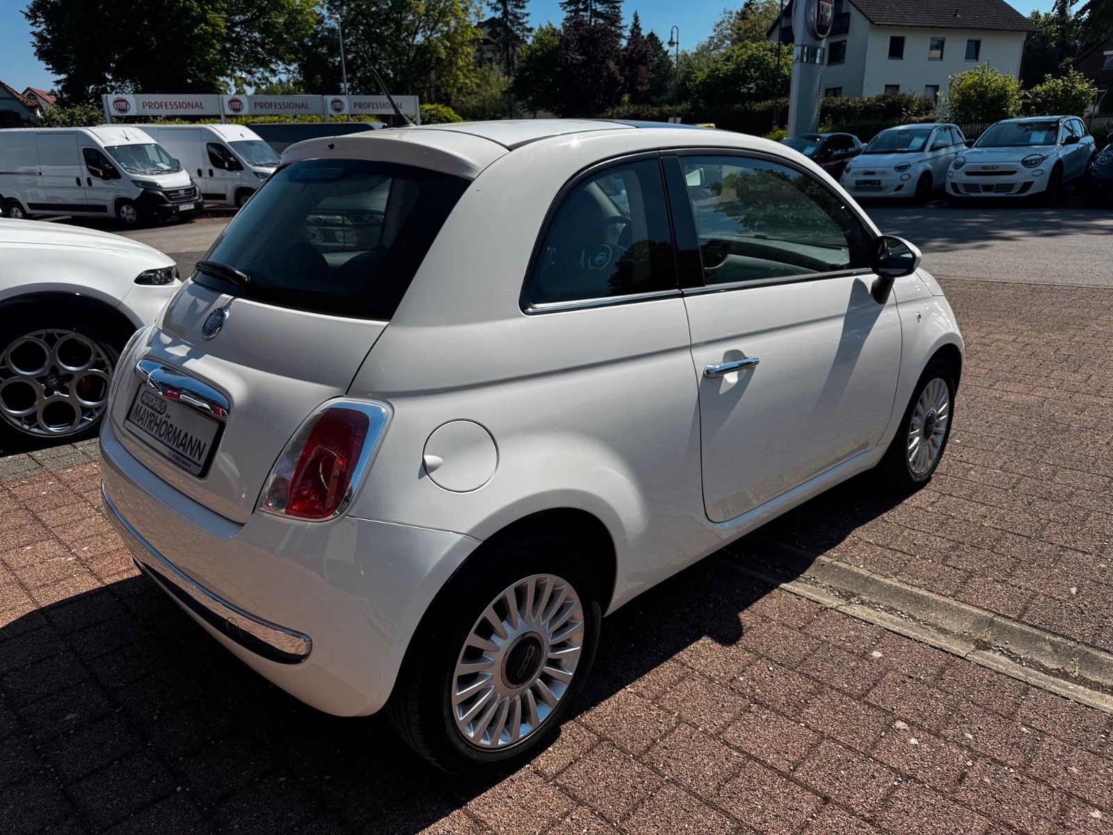 Fahrzeugabbildung Fiat 500 Lounge