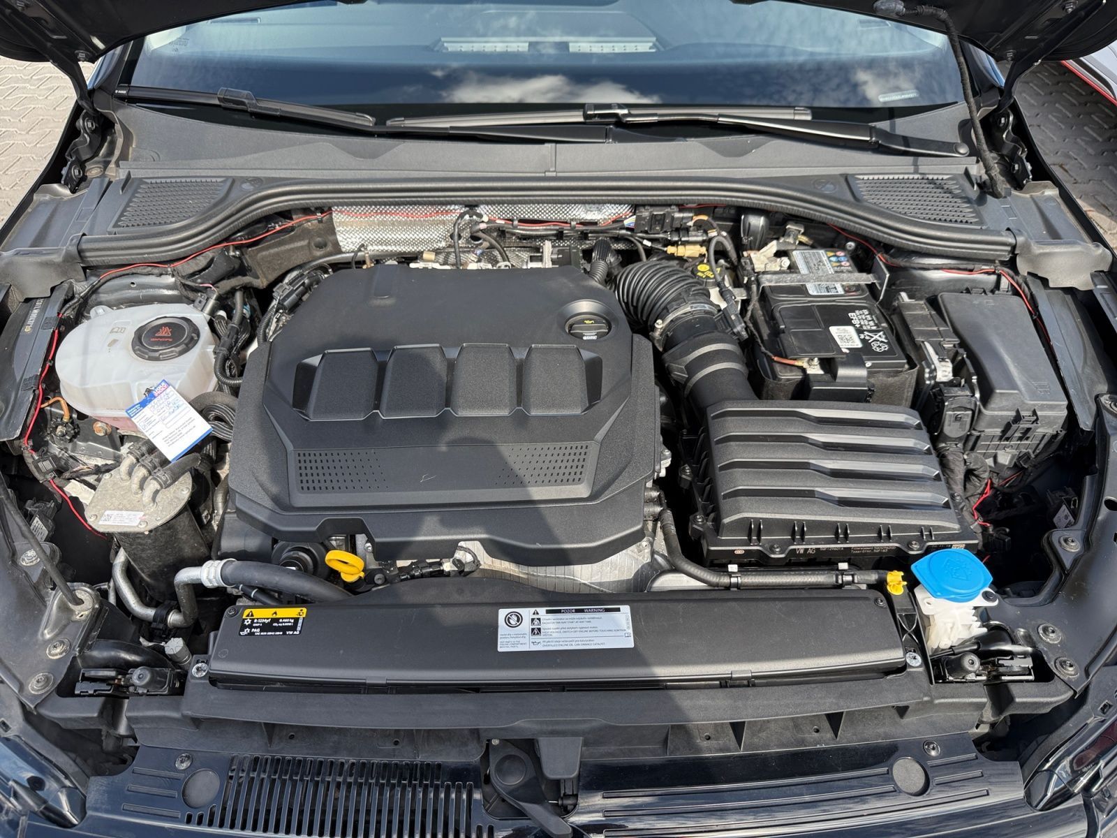 Fahrzeugabbildung Volkswagen Golf VIII 2.0 TDI Style AHK MATRIX-LED