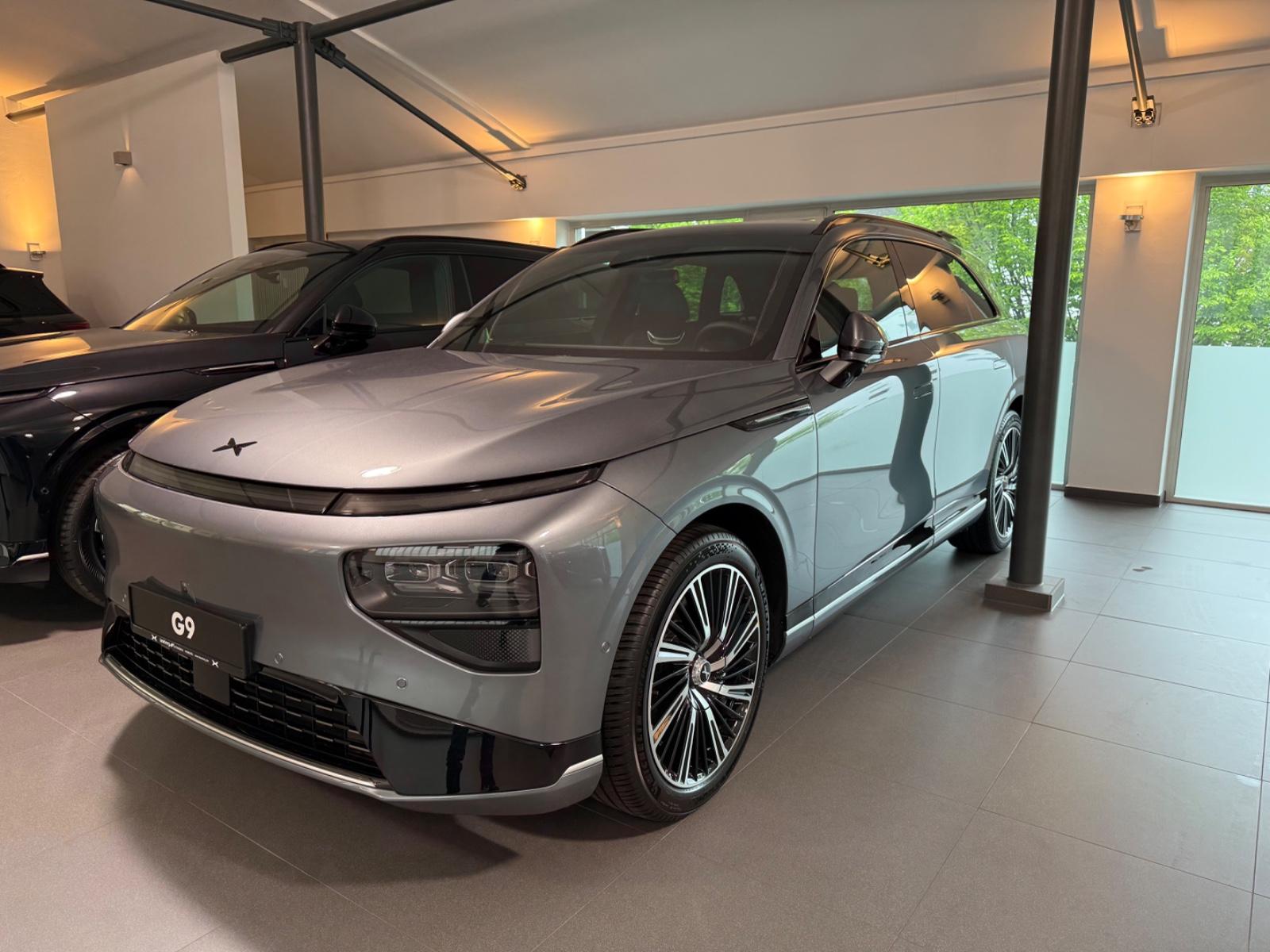 XPENG G9