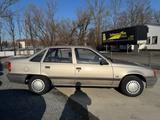 Opel Kadett*TÜVNeu*Schiebedach*1.Hand* - Opel Kadett Gebrauchtwagen